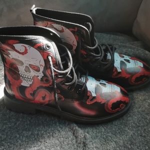 Skull boots